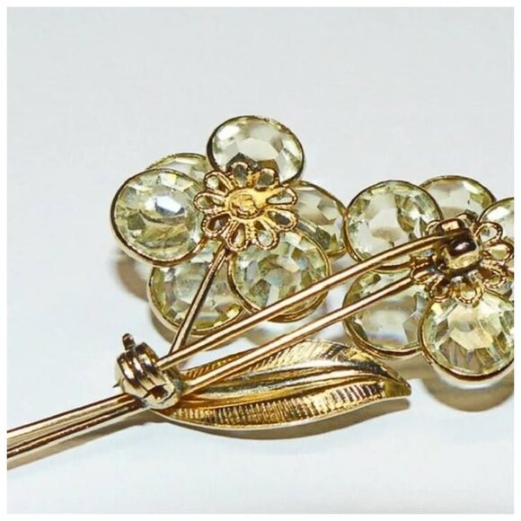 Open Back Faceted Crystal Flower Brooch - Picture 3 of 6